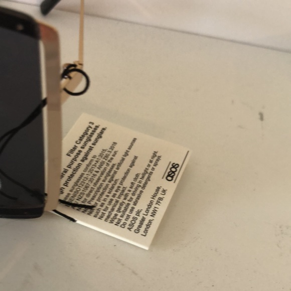 ASOS sunglasses - Picture 9 of 11